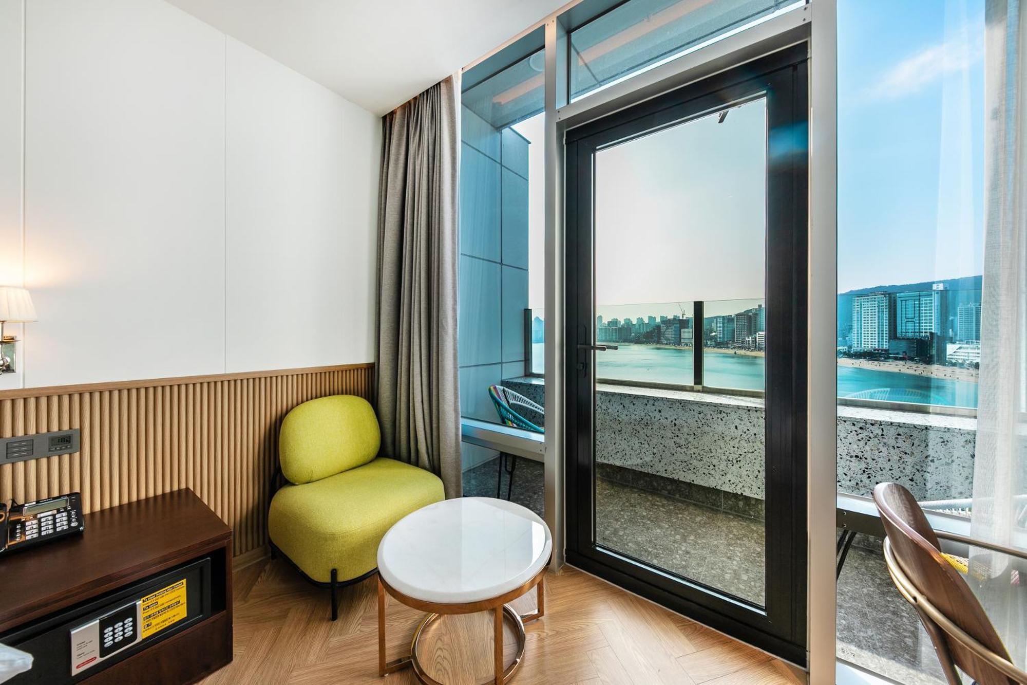 H Avenue Gwanganri Beach Busan Exterior foto
